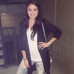 Meet your Posher, Nikki